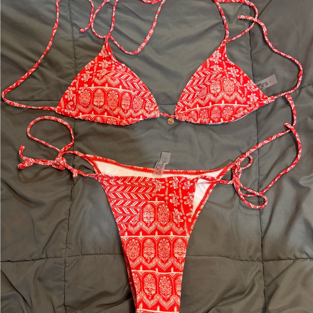 Red and White Geometric Bikini Set with String Ties